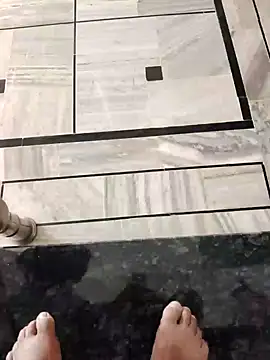 xmanrawan2 online show from February 20, 2025, 4:39 am