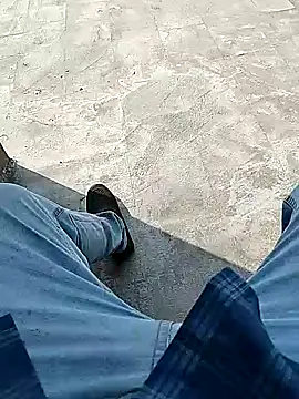 xmanrawan2 online show from March 12, 2025, 5:02 am