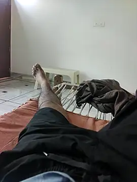 xmanrawan2 online show from October 25, 2025, 9:39 am