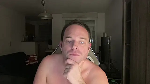 Funnyjul31 online show from February 19, 2025, 8:31 pm