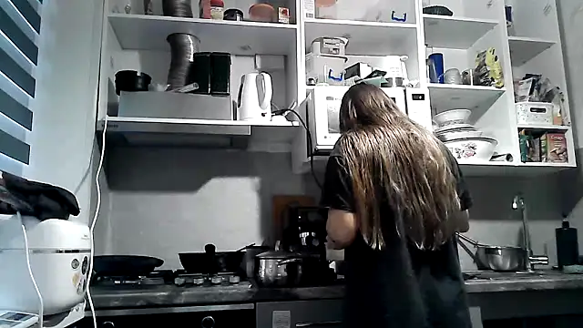 Misssweet s online show from September 14, 2025, 4:00 am