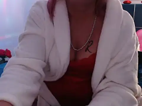 Snapshot of Juliana60 chatting on February 15, 2025, 11:03 pm Juliana60 online show from February 15, 2025, 11:03 pm