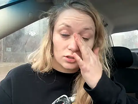 kcmo1010 online show from November 25, 2025, 9:48 pm