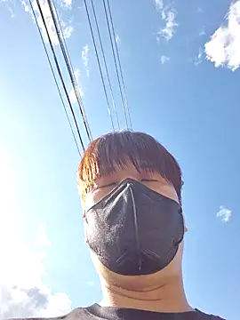 Tyyyggjju online show from October 23, 2025, 5:07 am