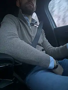 bullyboyy online show from February 21, 2025, 6:29 am