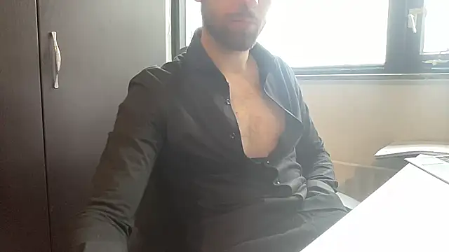 bullyboyy online show from February 24, 2025, 8:49 am