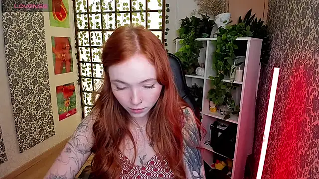 Maya Light online show from September 10, 2025, 1:49 am