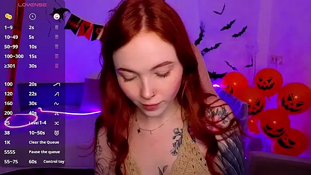 Maya Light online show from November 9, 2025, 1:48 am