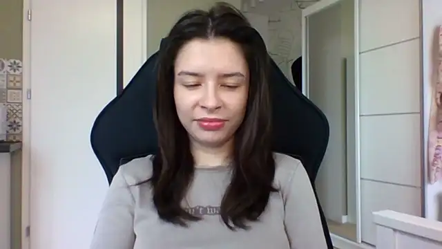 LariceSexy online show from February 12, 2026, 1:06 pm