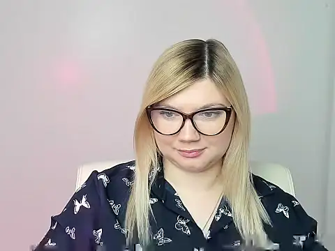 Lola moree online show from November 6, 2025, 12:50 pm