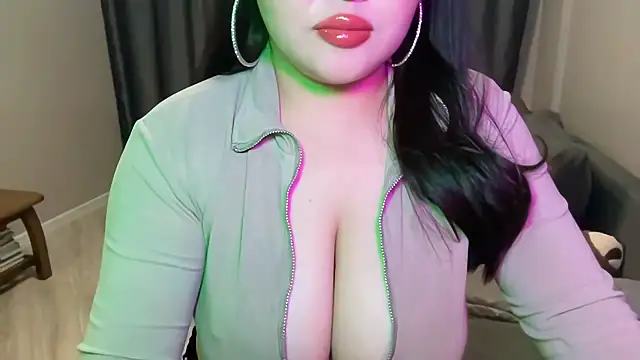 Snapshot of anora_sunny chatting on June 9, 2026, 5:24 pm anora sunny online show from June 9, 2026, 5:24 pm