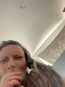 blondey206 online show from April 25, 2026, 2:03 pm