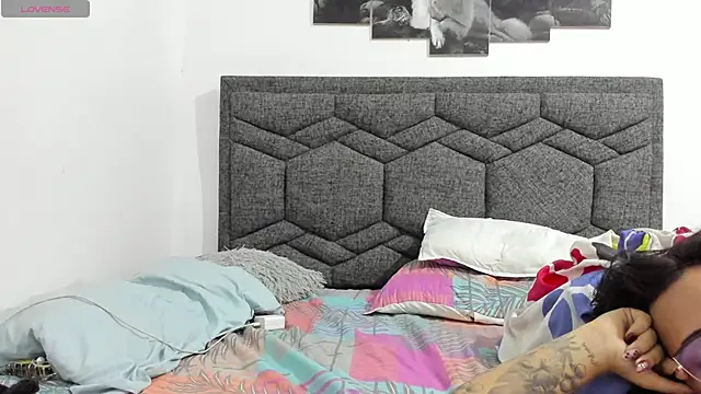 Snapshot of Edith_Miranda chatting on October 3, 2025, 1:02 am Edith Miranda online show from October 3, 2025, 1:02 am