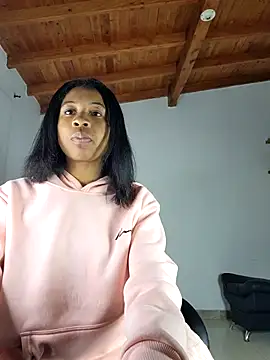 Zaira Rose  online show from October 25, 2025, 3:07 pm