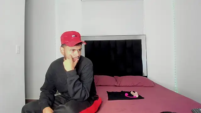 victoriacolin online show from March 19, 2026, 1:09 am