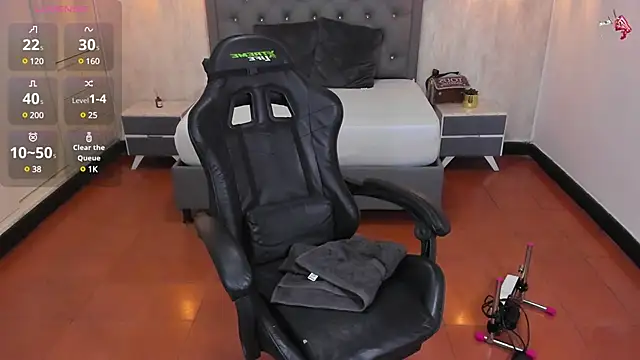 Snapshot of Hadley_ chatting on January 28, 2025, 9:51 am Hadley online show from January 28, 2025, 9:51 am