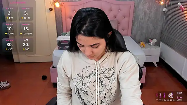 Snapshot of Hadley_ chatting on February 10, 2025, 4:19 am Hadley online show from February 10, 2025, 4:19 am