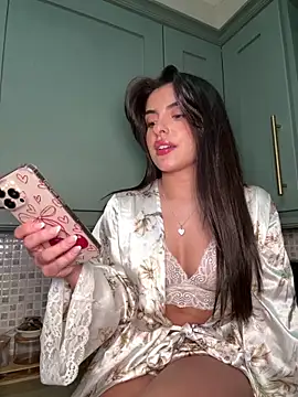 Snapshot of cute_carly_ chatting on February 21, 2025, 5:42 pm cute carly online show from February 21, 2025, 5:42 pm