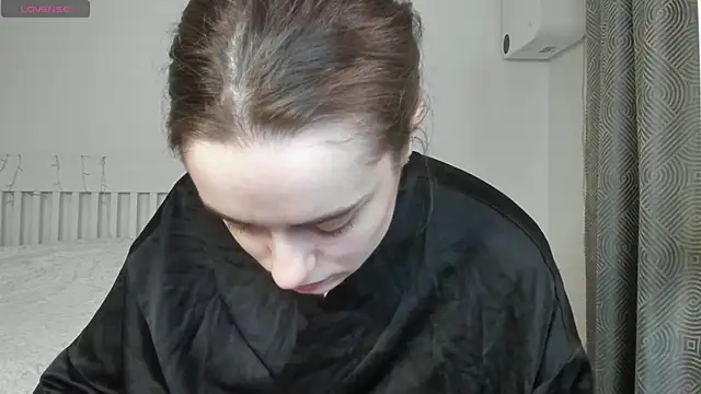 Hustle Babyy online show from September 15, 2025, 5:02 pm