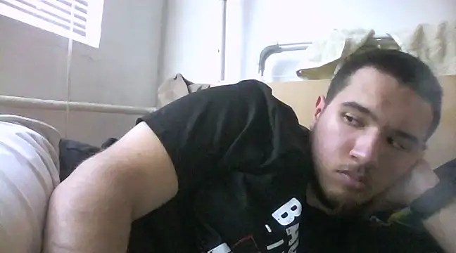 Drag Queen online show from March 15, 2025, 3:48 pm