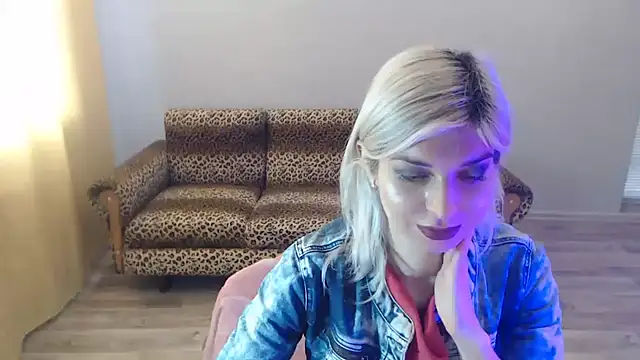 SexyBeatriice online show from January 31, 2025, 10:10 am