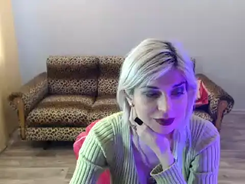 SexyBeatriice online show from March 16, 2025, 1:27 pm