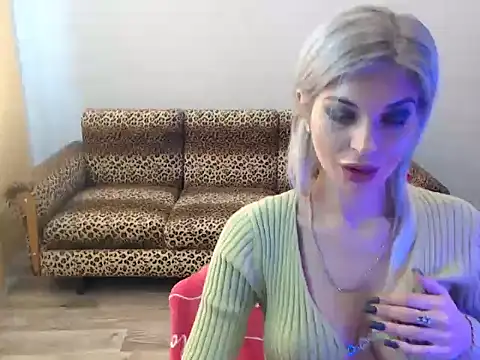 SexyBeatriice online show from October 19, 2025, 6:25 am