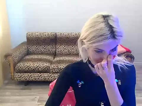 SexyBeatriice online show from January 14, 2026, 7:25 am