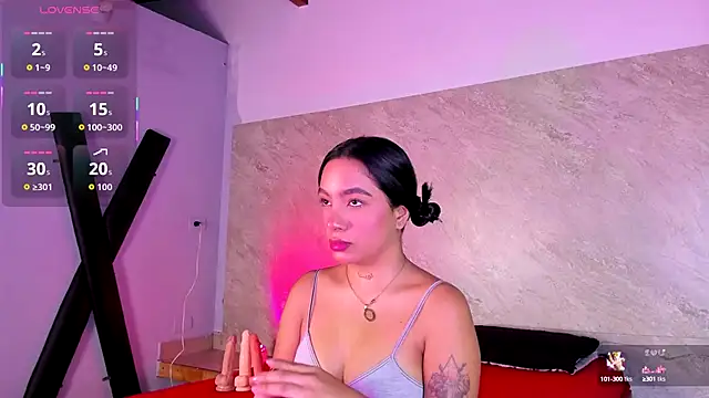 Estefy gomez09 online show from September 17, 2025, 3:41 am
