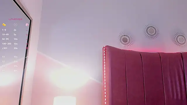 Snapshot of Mia_greco_ chatting on January 29, 2025, 12:12 am Mia greco online show from January 29, 2025, 12:12 am