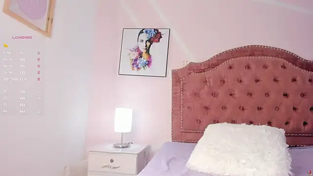 Snapshot of Mia_greco_ chatting on March 18, 2025, 9:53 pm Mia greco online show from March 18, 2025, 9:53 pm
