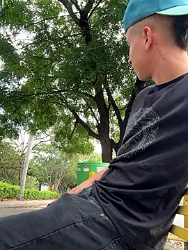 arevalo1124 online show from October 7, 2025, 9:12 pm