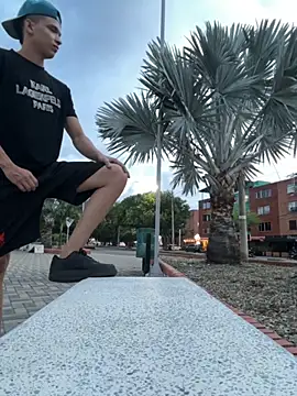 arevalo1124 online show from November 20, 2025, 10:31 pm