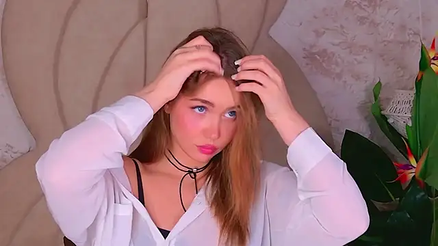 EvansLover online show from October 2, 2025, 8:49 pm