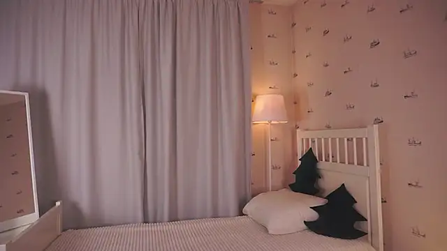 Snapshot of OdetteAven chatting on February 3, 2025, 9:19 am OdetteAven online show from February 3, 2025, 9:19 am