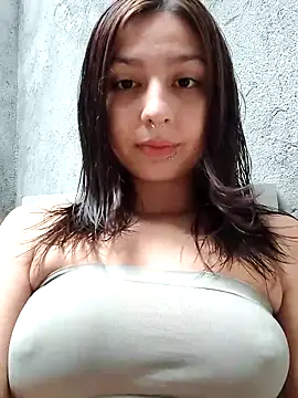 Snapshot of Maiden-Hot chatting on April 27, 2026, 7:56 pm Maiden-Hot online show from April 27, 2026, 7:56 pm