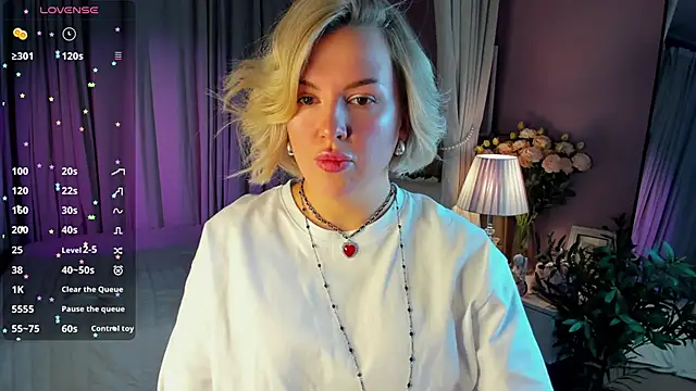 Nikki Kai online show from December 15, 2025, 12:59 am