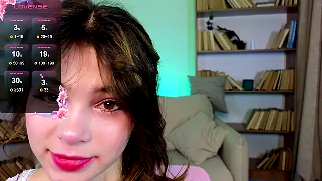 Hotary Yuko online show from February 17, 2025, 11:13 am