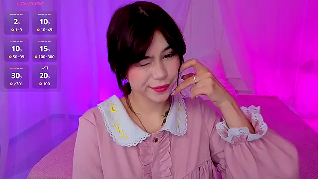 Hotary Yuko online show from December 1, 2025, 3:55 am