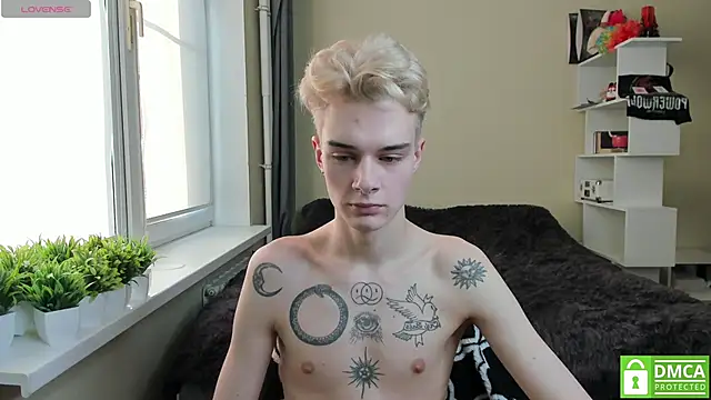 avegothy- online show from March 14, 2025, 2:41 pm