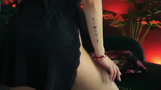 Midnight Seduction online show from March 23, 2025, 8:04 am