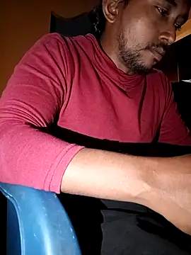 bigcock thick online show from November 26, 2025, 5:25 pm