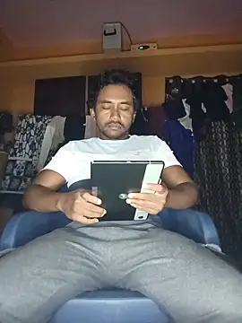 bigcock thick online show from December 14, 2025, 3:06 pm