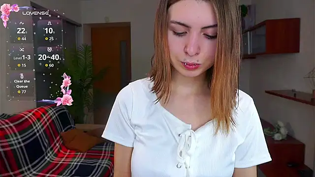 ErlinaBuoy online show from October 27, 2025, 5:33 am