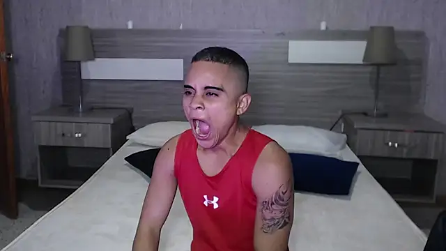 Liiamthompson online show from September 11, 2025, 10:04 am