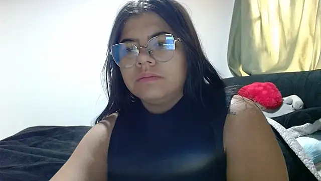 viccky vick online show from October 30, 2025, 3:35 pm