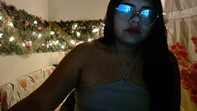 viccky vick online show from November 28, 2025, 6:16 am