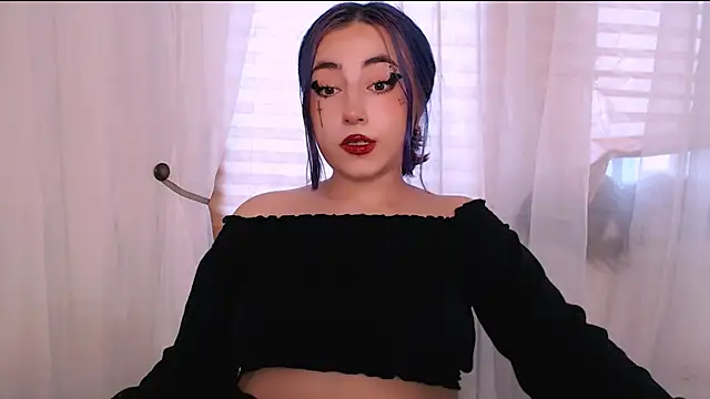 purplewitch online show from September 25, 2025, 4:38 am