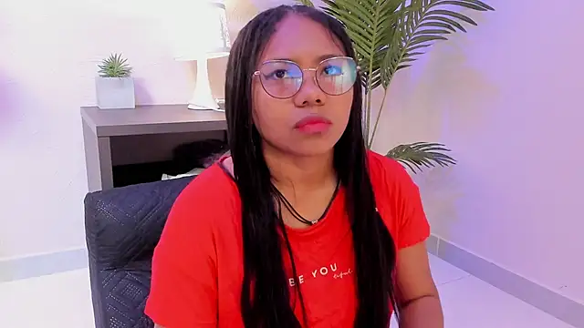 yeikafoxy online show from February 2, 2025, 10:57 am