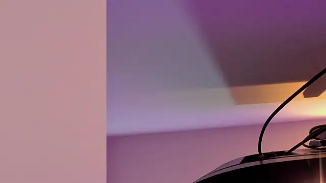 yeikafoxy online show from March 26, 2026, 5:02 am